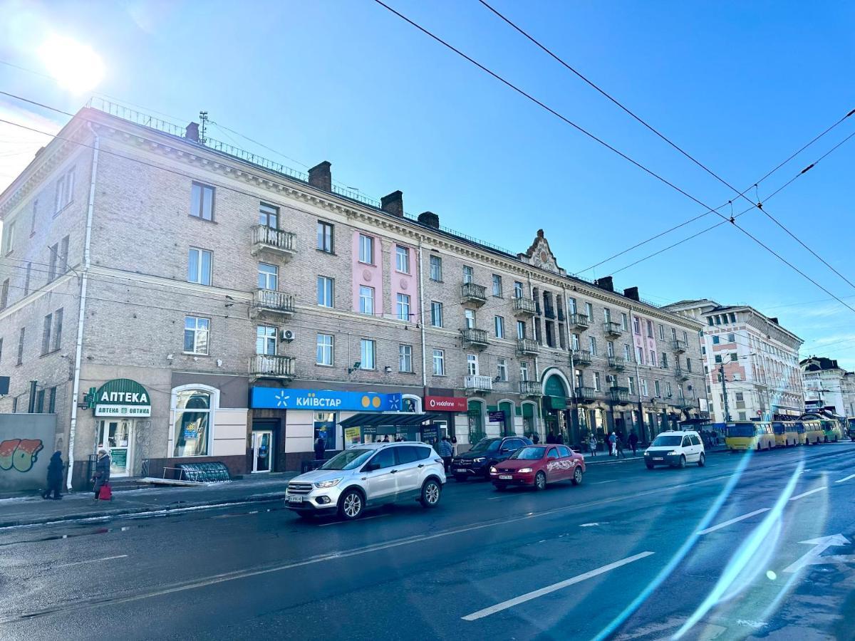 Lux Apartments In The City Center With A Coffee Machine, View Of A Theater, Near Zlata Plaza Rivne Ngoại thất bức ảnh